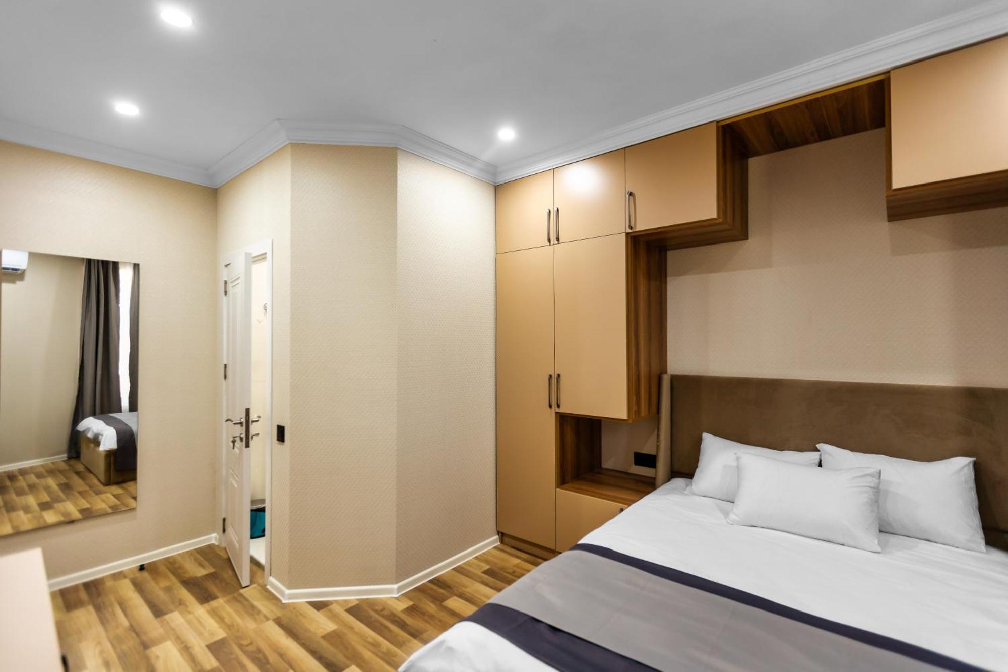 Hillside City Center Hotel Baku Ngoại thất bức ảnh