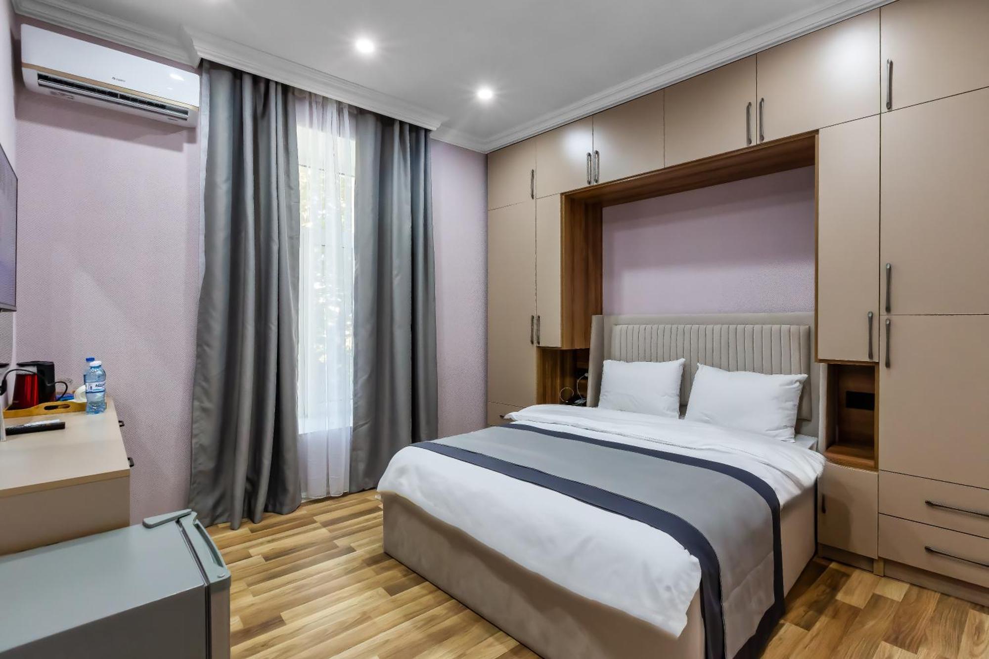Hillside City Center Hotel Baku Ngoại thất bức ảnh
