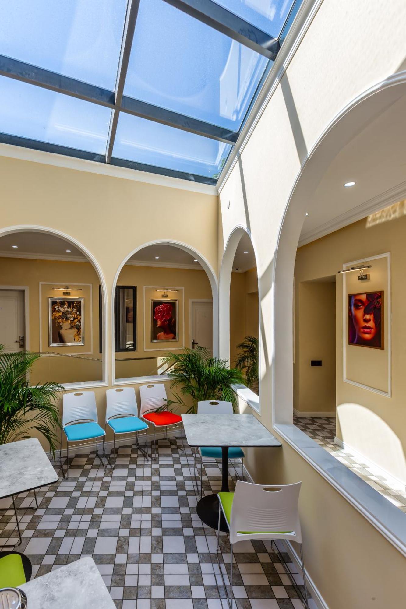 Hillside City Center Hotel Baku Ngoại thất bức ảnh
