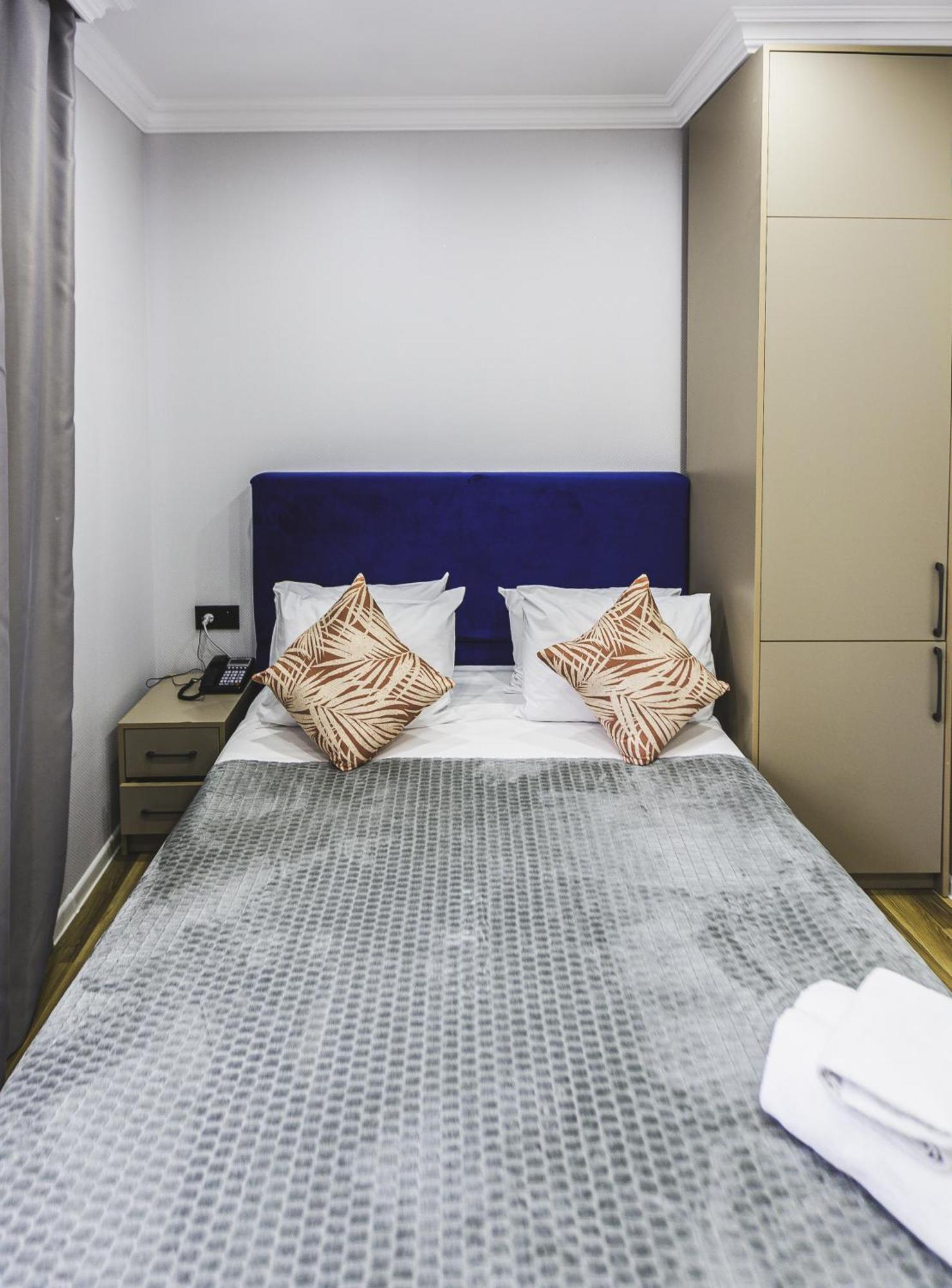 Hillside City Center Hotel Baku Ngoại thất bức ảnh