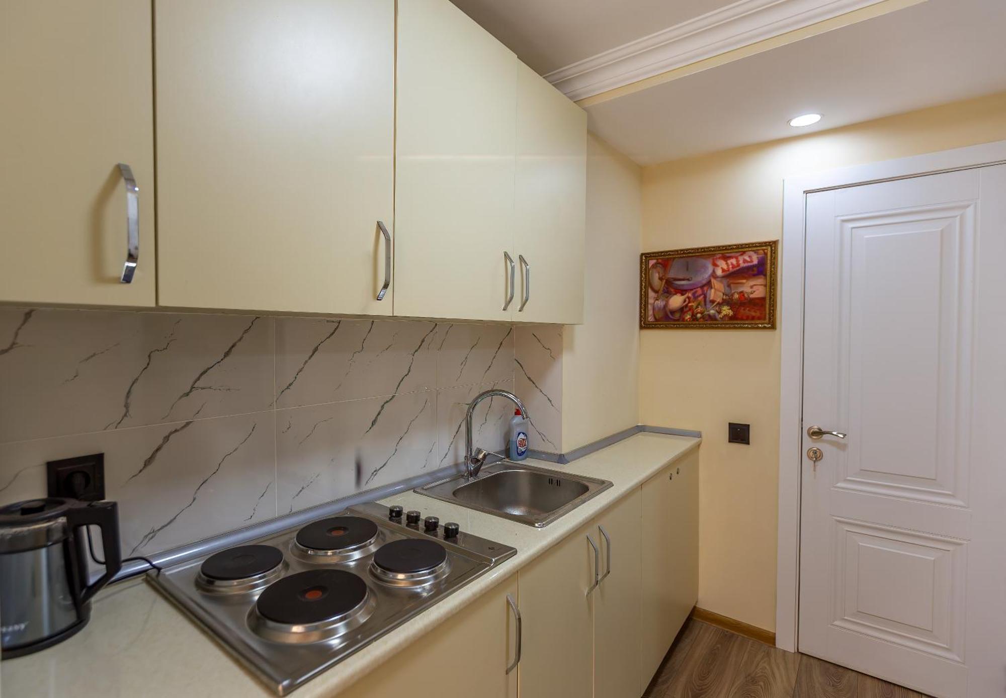 Hillside City Center Hotel Baku Ngoại thất bức ảnh